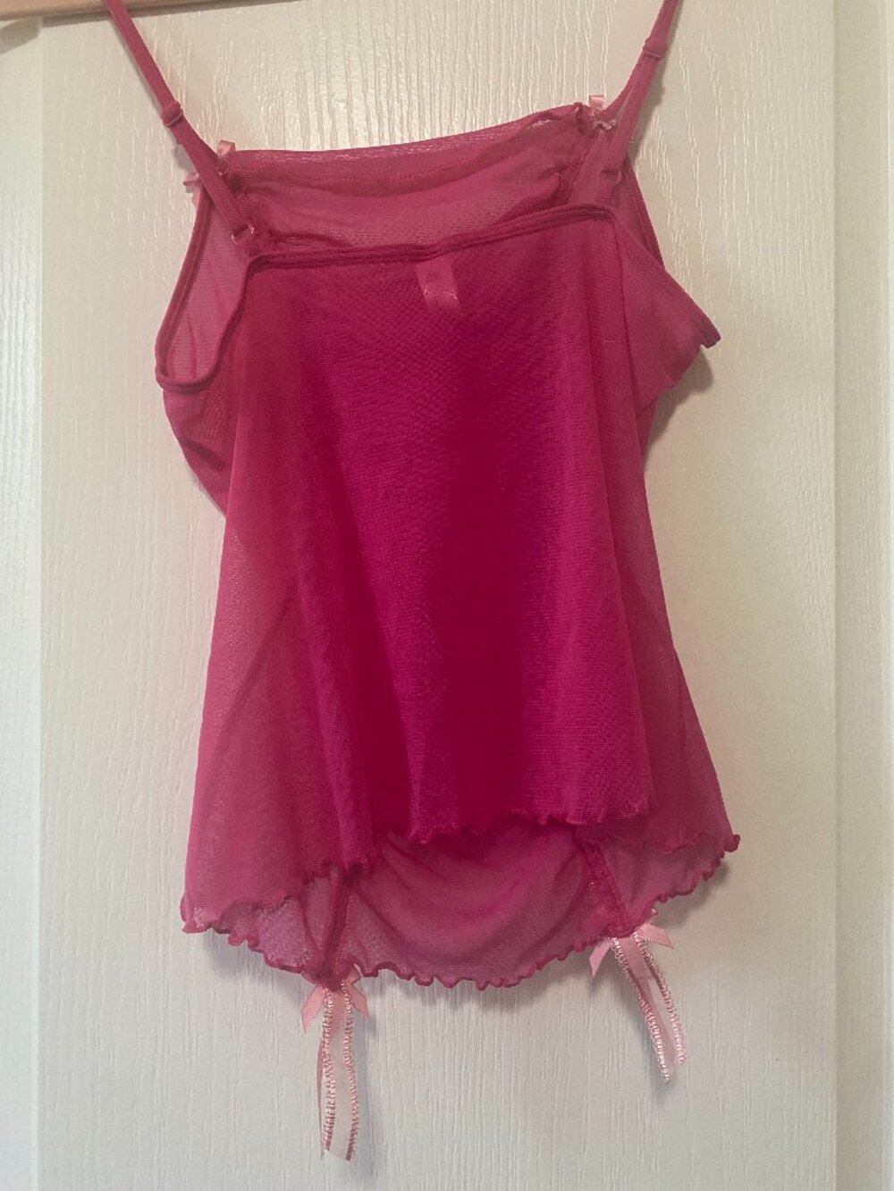 Vintage Y2K Victoria's Secret Pink Mesh Ruffle Cami Top with Bows Coquette M - Picture 2 of 6
